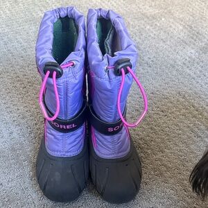 Sorel Purple and Black Snow Boots